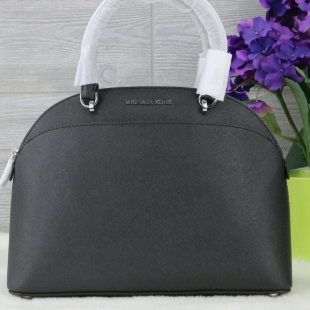 Michael Kors Emmy Dome large handbag